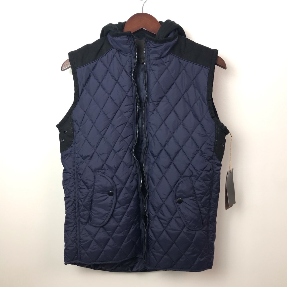 NWT Quilted Vest w/ Hood